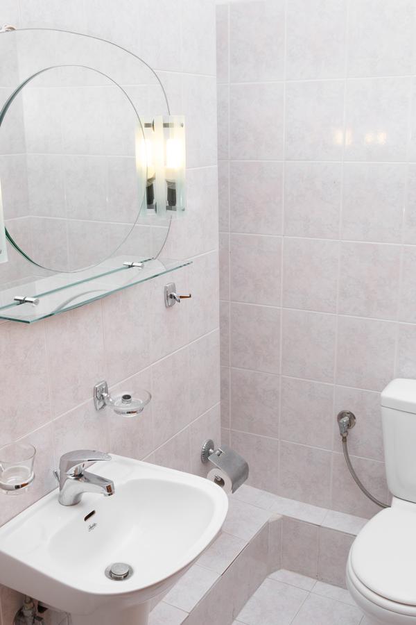 Galaxy Rooms Paralio Astros Luaran gambar